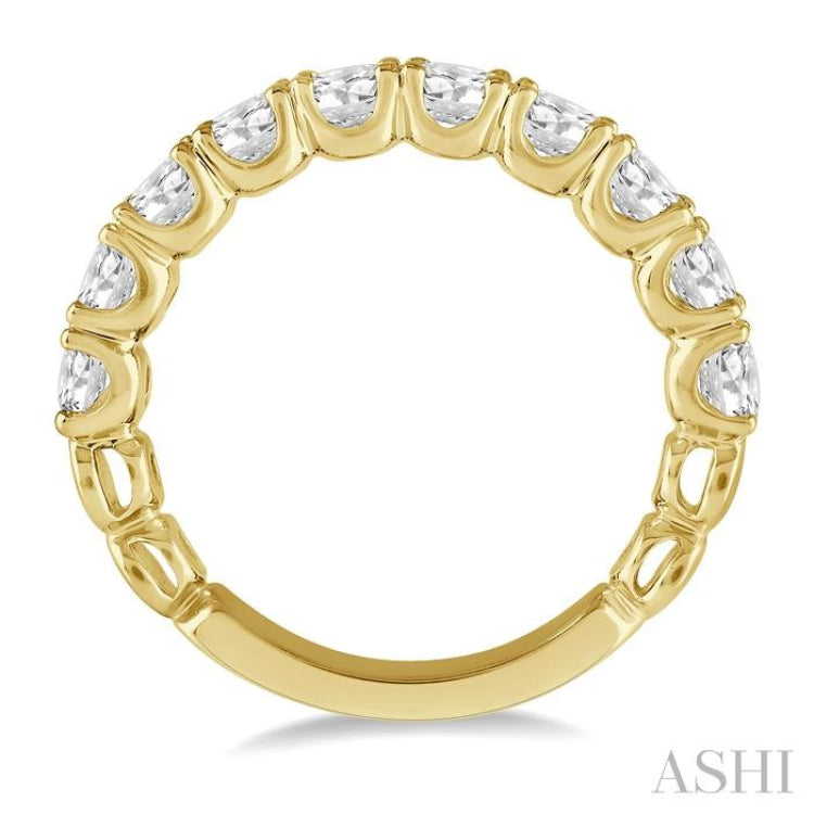 1 1/2 Ctw Lattice Round Cut Diamond Wedding Band in 14K Yellow Gold