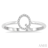 'Q' Initial Diamond Ring
